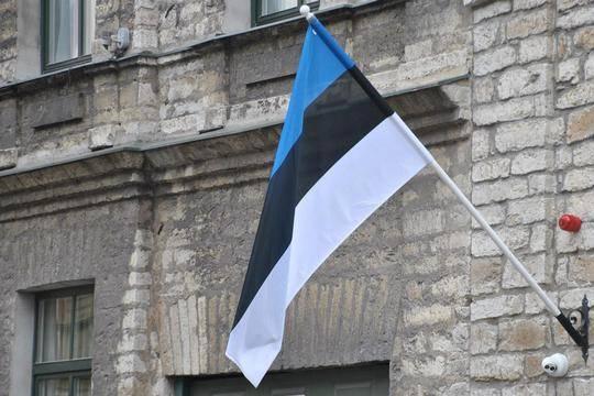 Командующий ВС Эстонии пообещал в случае войны разнести вдребезги Россию